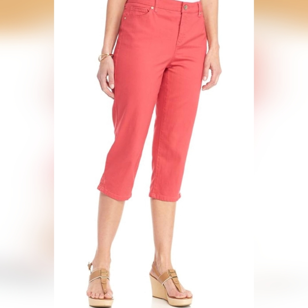 Gloria Vanderbilt Coral Jordyn Capri Mid- Rise size 12